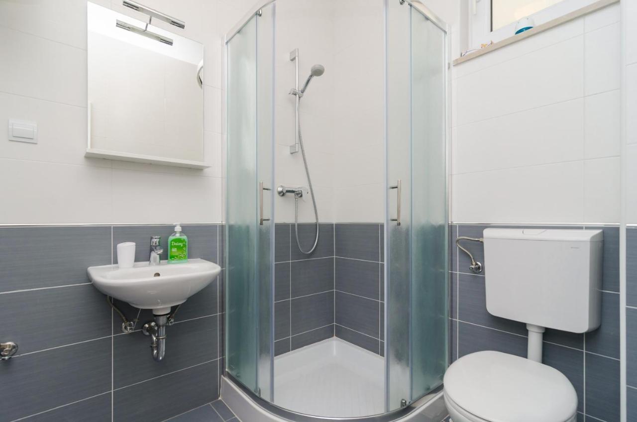 מליני Apartments Villa Silvana מראה חיצוני תמונה