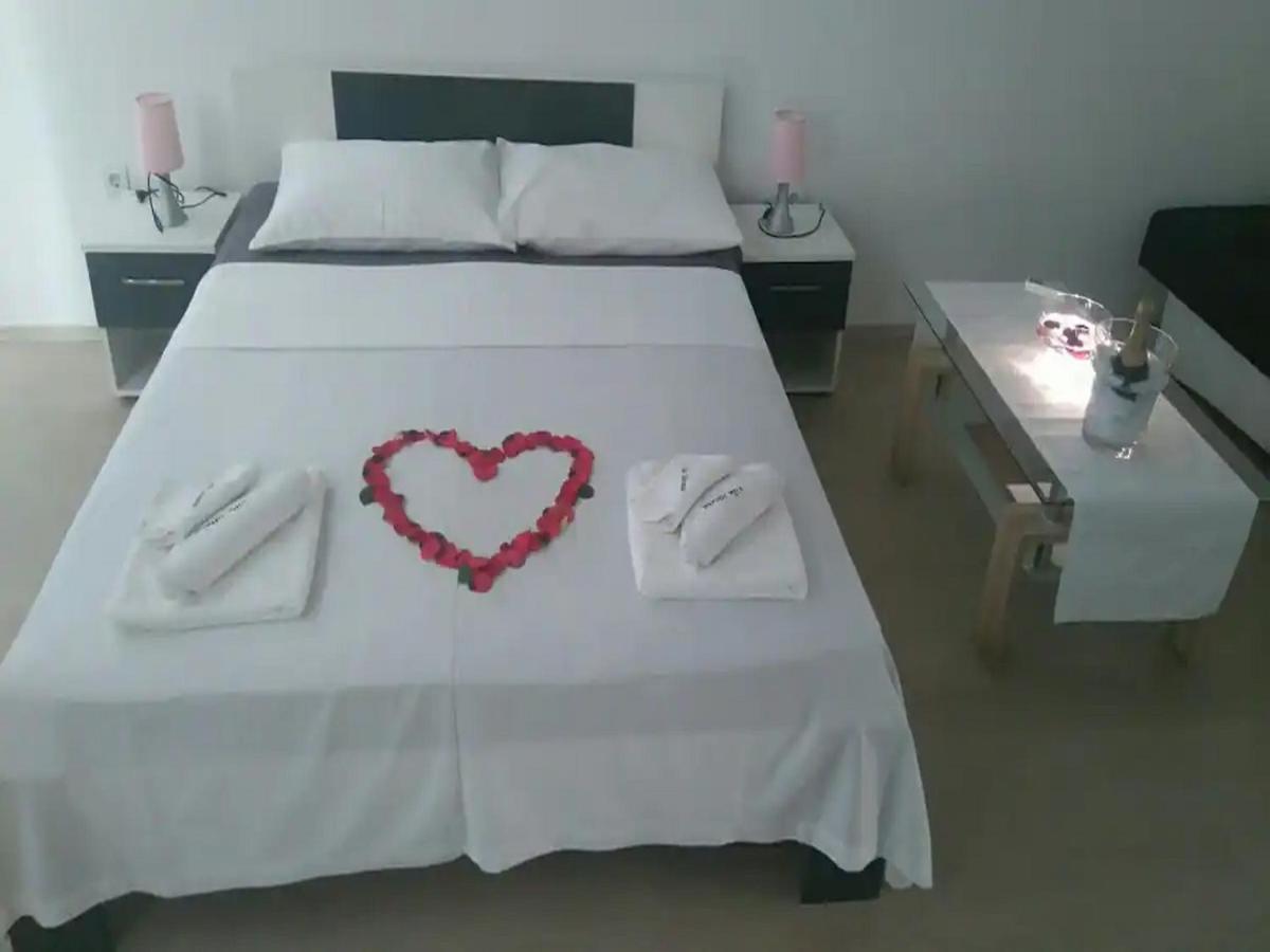 מליני Apartments Villa Silvana מראה חיצוני תמונה