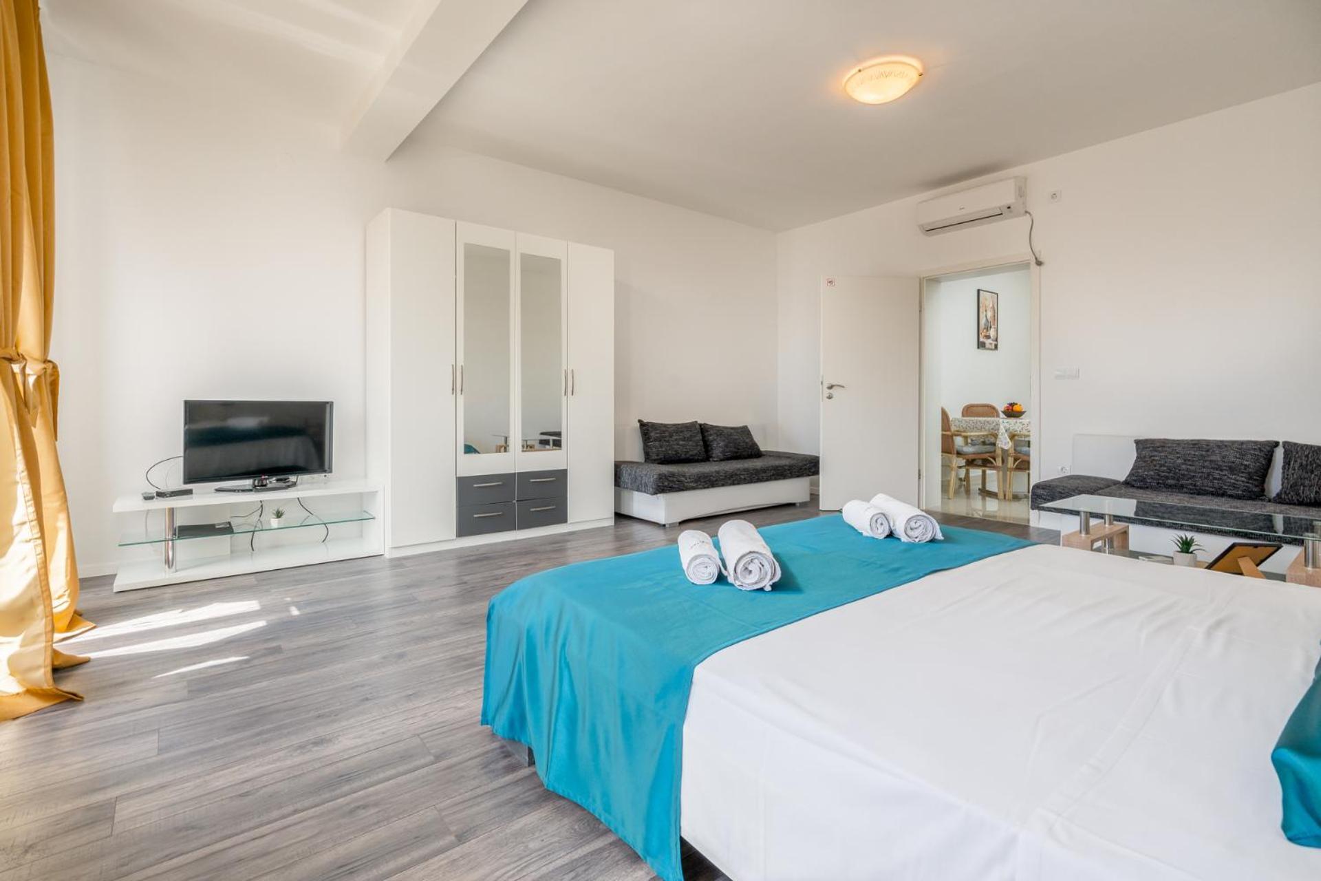 מליני Apartments Villa Silvana מראה חיצוני תמונה